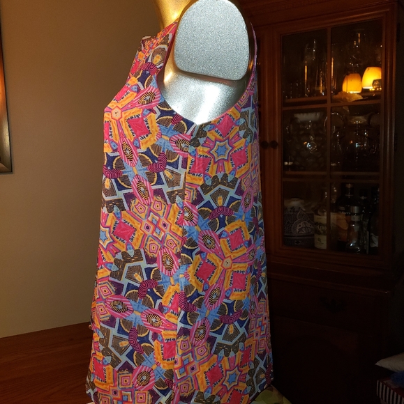 NWT, KENAR Top - Picture 6 of 13